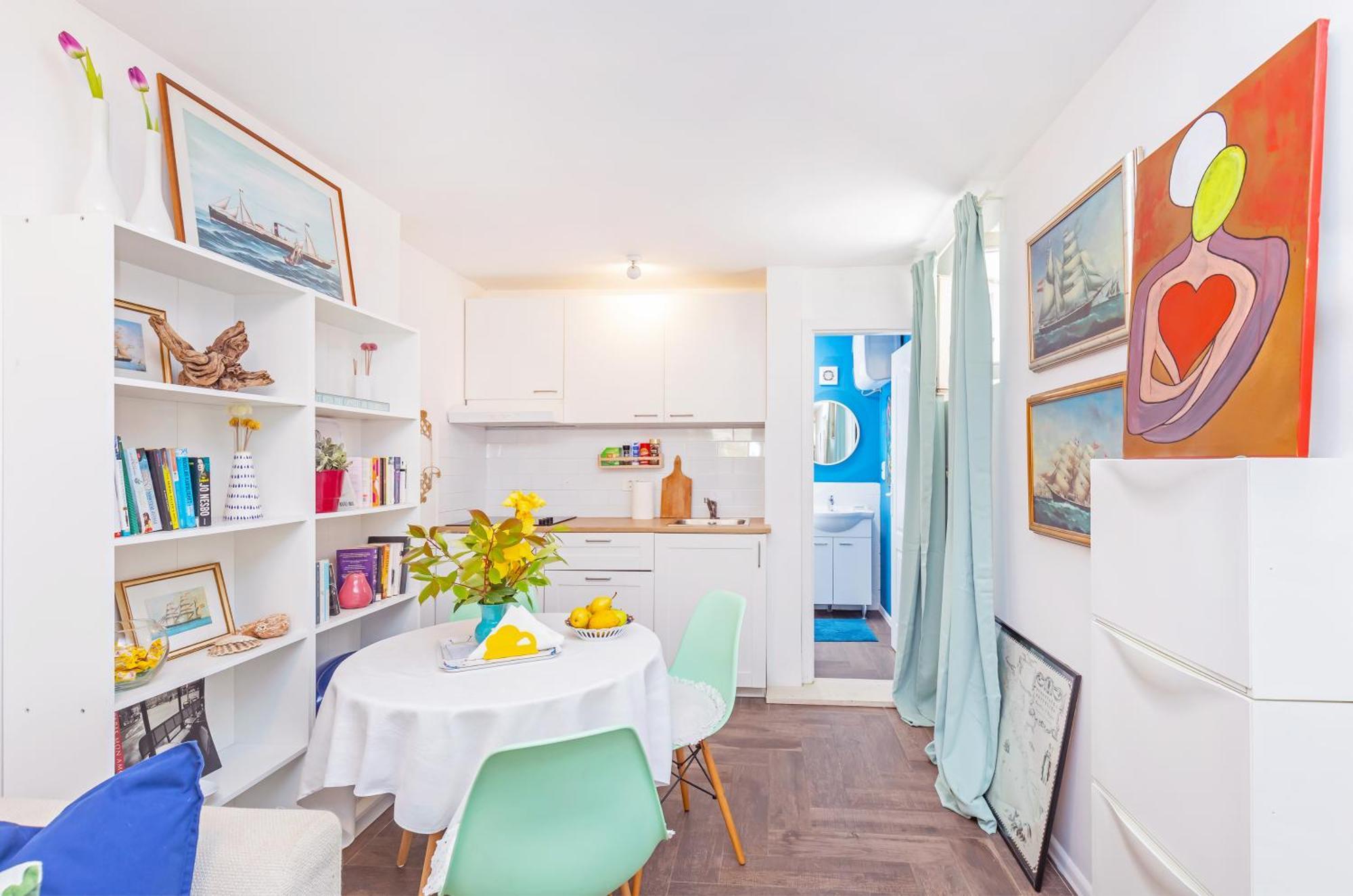 Art Gateway Apartment *